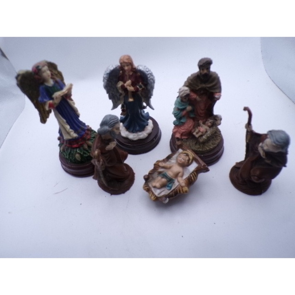 Nativity Scene 6 Figurines Joseph Mary Baby Jesus Angels Shepherd Christmas